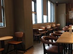 用餐区-星巴克(苏州石路百脑汇店)