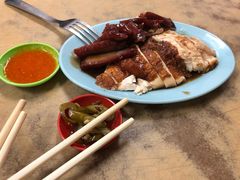 叉烧烧鸡拼盘-丽丰茶冰室