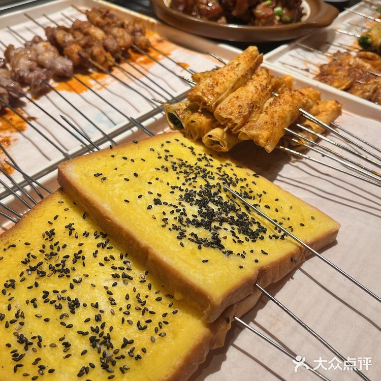 火爆徐州的烧烤终于来昆山了 听说他们家是地道的徐州烧烤