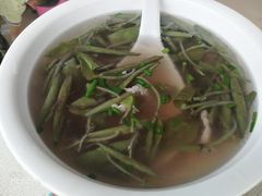 莼菜肉丝汤-湖山人家·湖景餐厅·特色农家菜(太湖西山店)