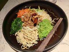 街坊大拌菜-奉天小馆·非遗东北菜(济南万象城店)