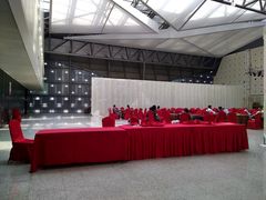 -东浩兰生上海世博展览馆