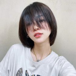 -变画·发型STUDIO