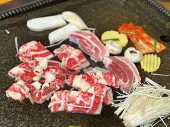 -小黑猪石板烤肉(皇冠花园店)