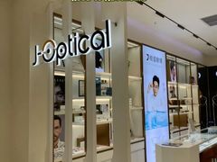 -J-Optical佳视明眼镜·蔡司视觉(青岛金茂览秀城店)