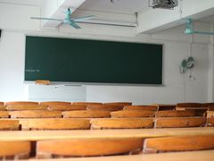 -广东外语外贸大学(白云山校区)