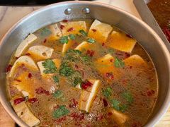 管仲老豆腐-红胖胖龙虾王·本地菜