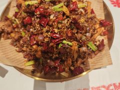 -肥肥虾庄·金牌油焖大虾(杨园滨江时代walk店)