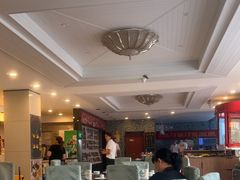 -今鲜源酒店·海鲜锅贴青岛菜(新湛路店)