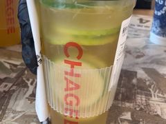 -霸王茶姬(云杉奥莱店)