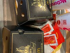 -麦当劳(金山红星美凯龙DT店)