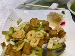 九层塔鹅肝牛柳粒-荣粤酒家·融合粤菜