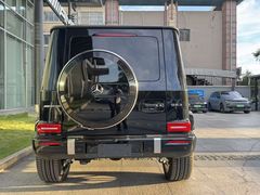 -上海星瀚奔驰4S店(红柳路店)