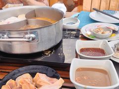 -渔家火锅·海鲜自助餐·演艺(亚龙湾天域酒店)