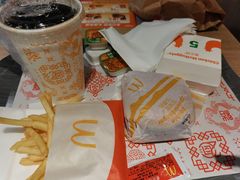 -麦当劳(CP静安店)