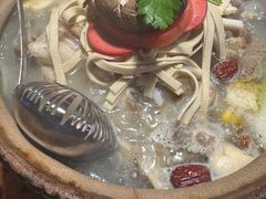 -捞围鲜·港式打边炉(海阳路店)