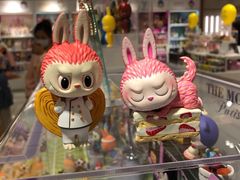 -泡泡玛特POPMART(国金街店)
