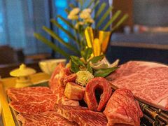 -铭牛烧肉·和牛海鲜自助(高新月牙湖店)
