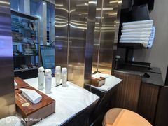 -碧中海汤泉汗蒸酒店