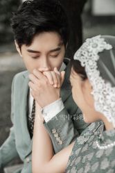 -雪中彩影婚纱摄影·微光艺术中心