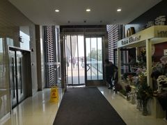 -新田360广场(上海华侨城店)