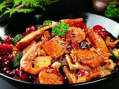 特色农家香锅鸡-金三可市井水煮鱼(金碧园店)