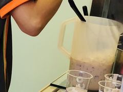 鲜芋牛奶西米露-CoCo都可(建外SOHO店)