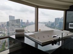 -上海外滩茂悦大酒店