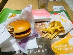 -麦当劳(徐汇漕溪北路百脑汇店)