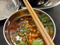 -鸿顺老铁锅美蛙鱼府(解放碑店)