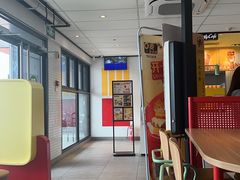 -麦当劳(南汇车市店)