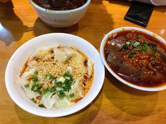 -蓉李记成都名小吃(二七万达店)