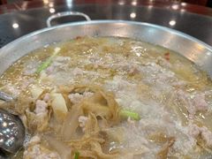 -老来福·非遗酸汤兔(凯旋路店)