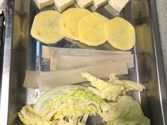 -超越炭火牛蛙火锅鸡(河东店)