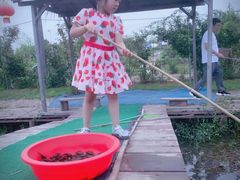 -同銮特种养殖场·龙虾垂钓