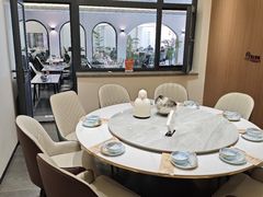 -何适山庄·团餐住宿(水长城P2停车场店)