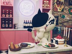 -LINE FRIENDS Garosu-gil Flagship Store