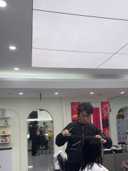 -相约芊艺护肤造型