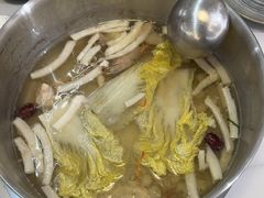 -喃喃椰·糟粕醋·椰子鸡火锅(七堡花园店)