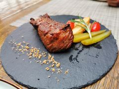 澳洲谷饲牛扒-喜洲吧·江畔老船厂·庭院餐厅(喜临院店)