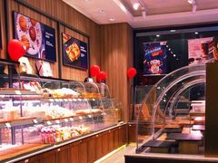 面包甜点陈列柜-巴黎贝甜·生日蛋糕(杭州文二路店)