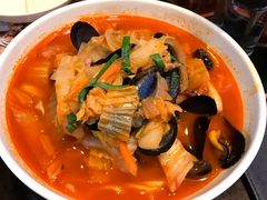 海鲜辣汤面-香港饭店0410(明洞店)