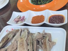 -三江源美食城