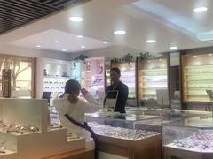 -宝岛眼镜公司(普育东路店)