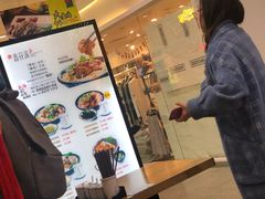 -鑫花溪牛肉米粉(人民广场店)