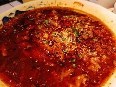 水煮鲜黄牛肉-胡桃里音乐酒馆(罗湖HALO广场店)
