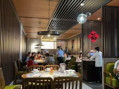 大堂-老头儿油爆虾(星光一期店)