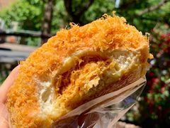 肉松大力力-风车面包