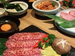 -炼火烤肉店