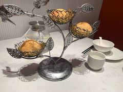 霸王酥皮叉烧包-避风塘(江桥万达店)